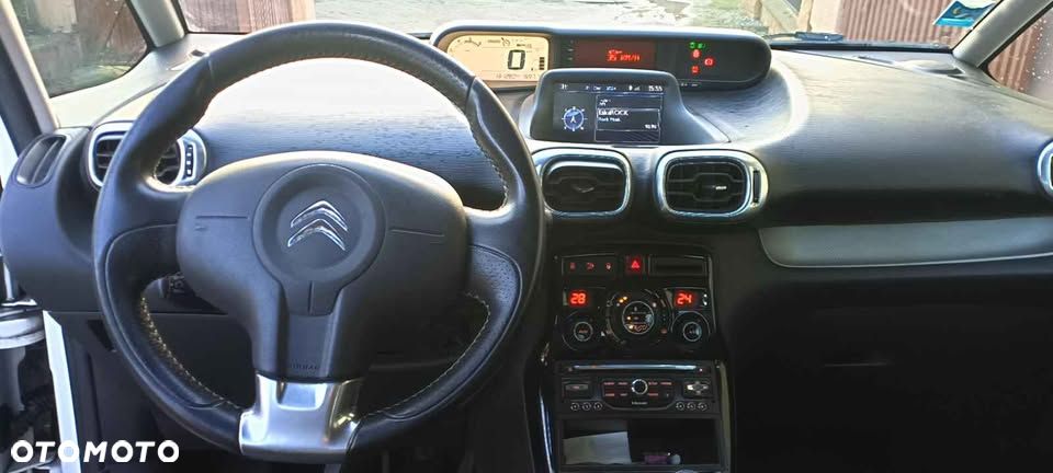 Peugeot 2008 - 5