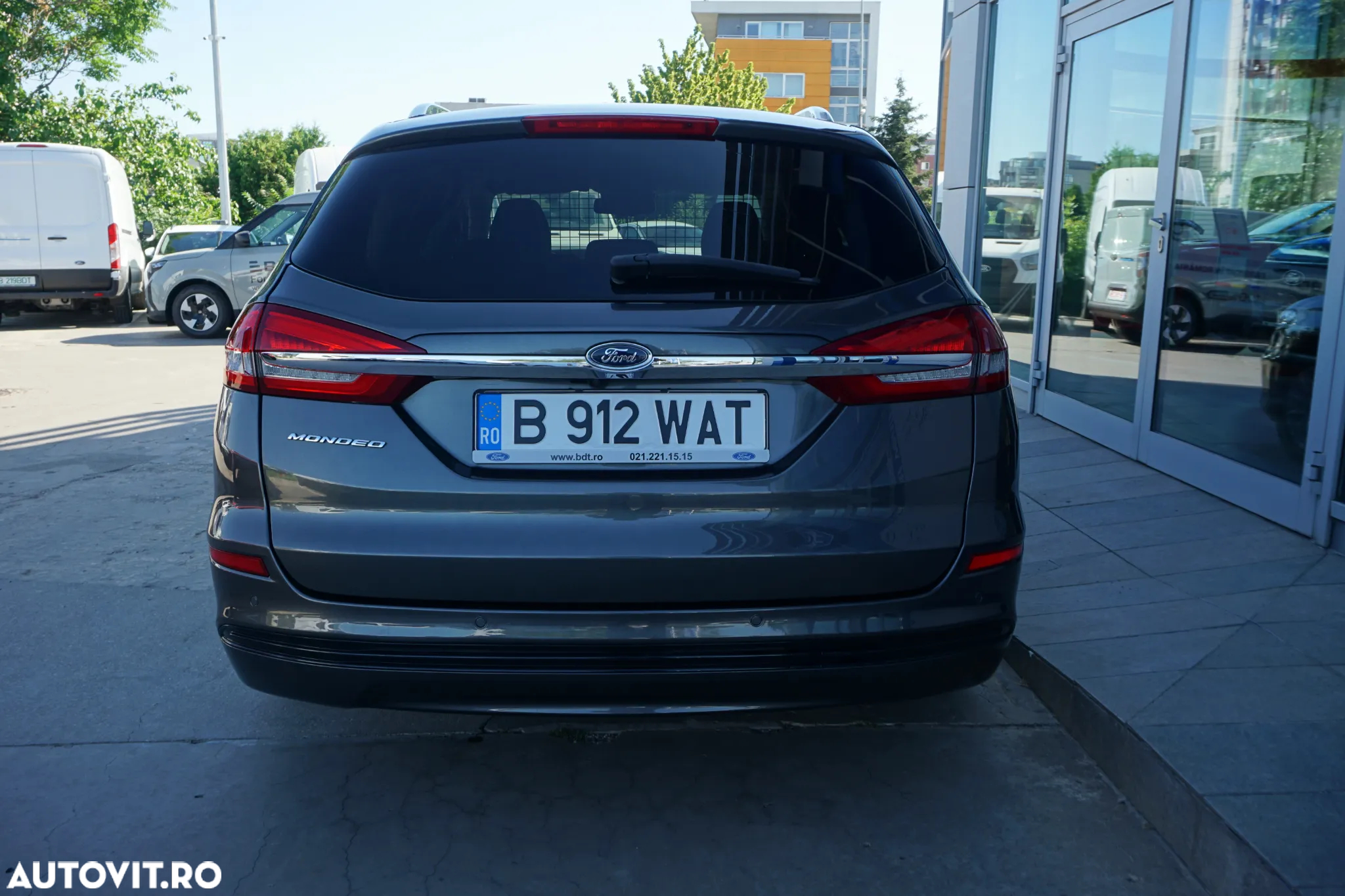 Ford Mondeo 2.0 HEV Titanium - 6