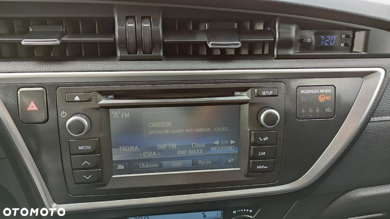 Toyota Auris - 40