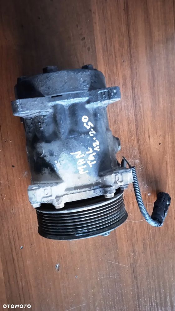 Sprężarka klimatyzacji 51779707026 Man TGA TGL - 4