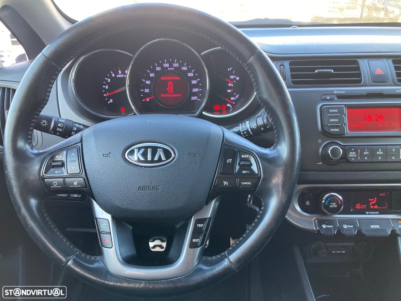 Kia Rio 1.4 CRDi TX Sport - 31
