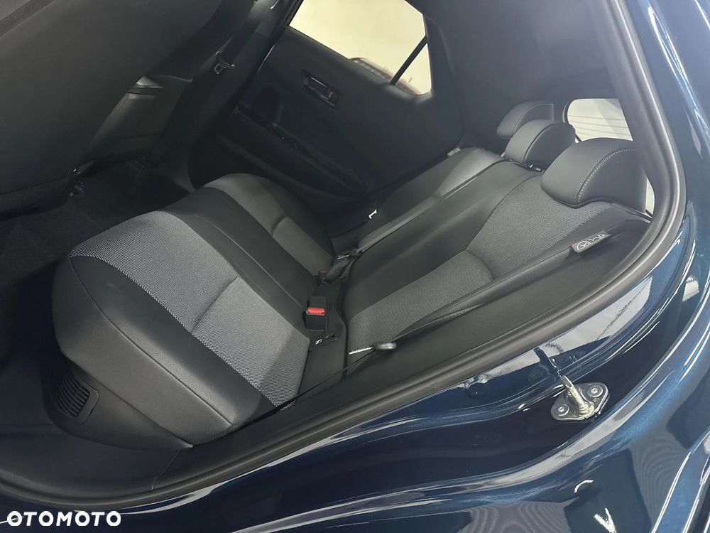 Toyota C-HR 2.0 Hybrid Dynamic Force Executive - 24