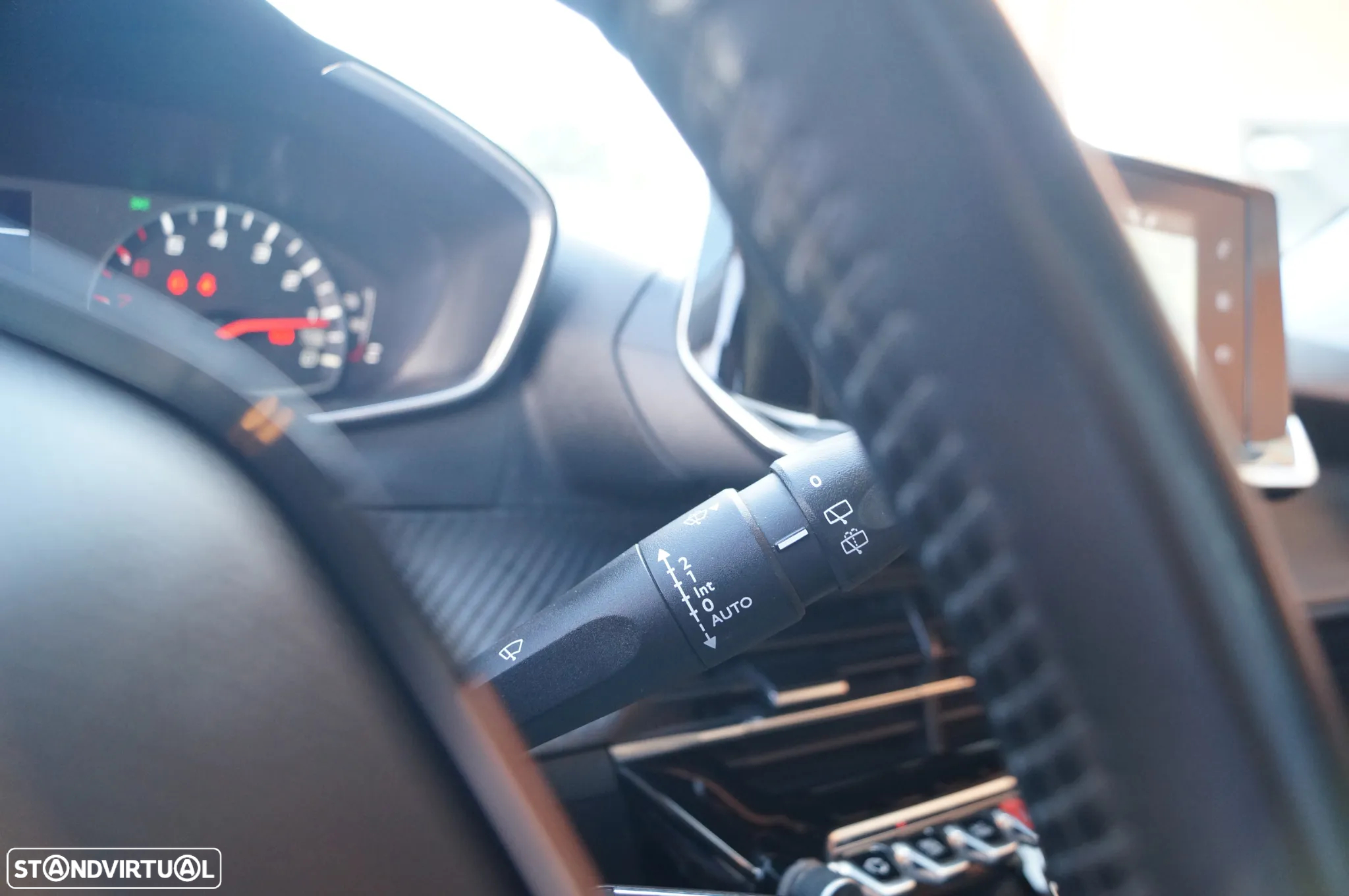 Peugeot 2008 1.2 PureTech Active - 14