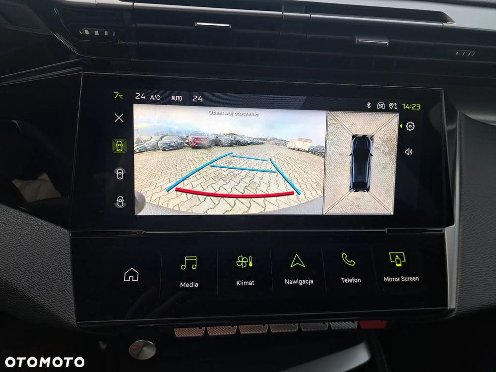 Peugeot 408 1.6 Plug-In Hybrid 180 Allure Pack EAT8 - 7