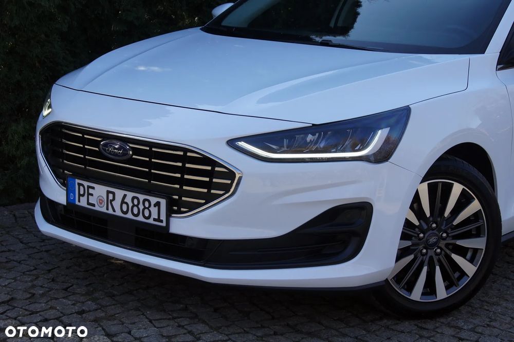 Ford Focus 1.5 EcoBlue STart-Stopp-System TITANIUM X - 15