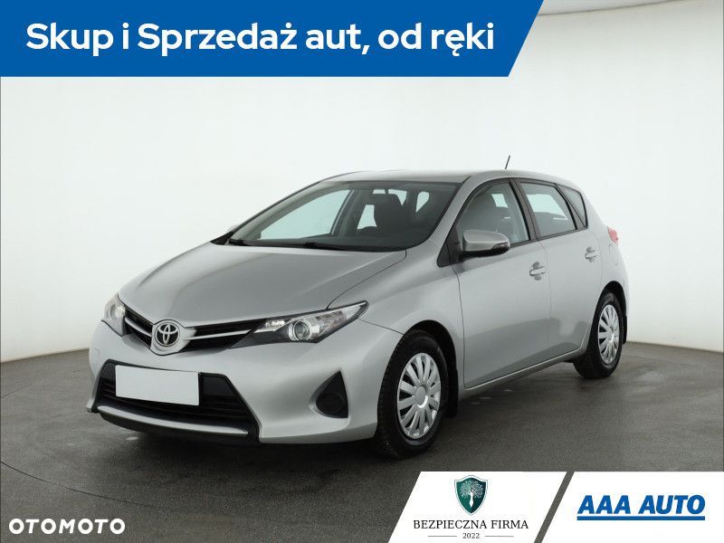 Toyota Auris - 3
