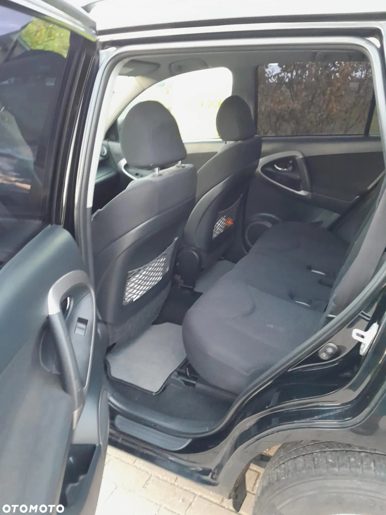 Toyota RAV4 - 15