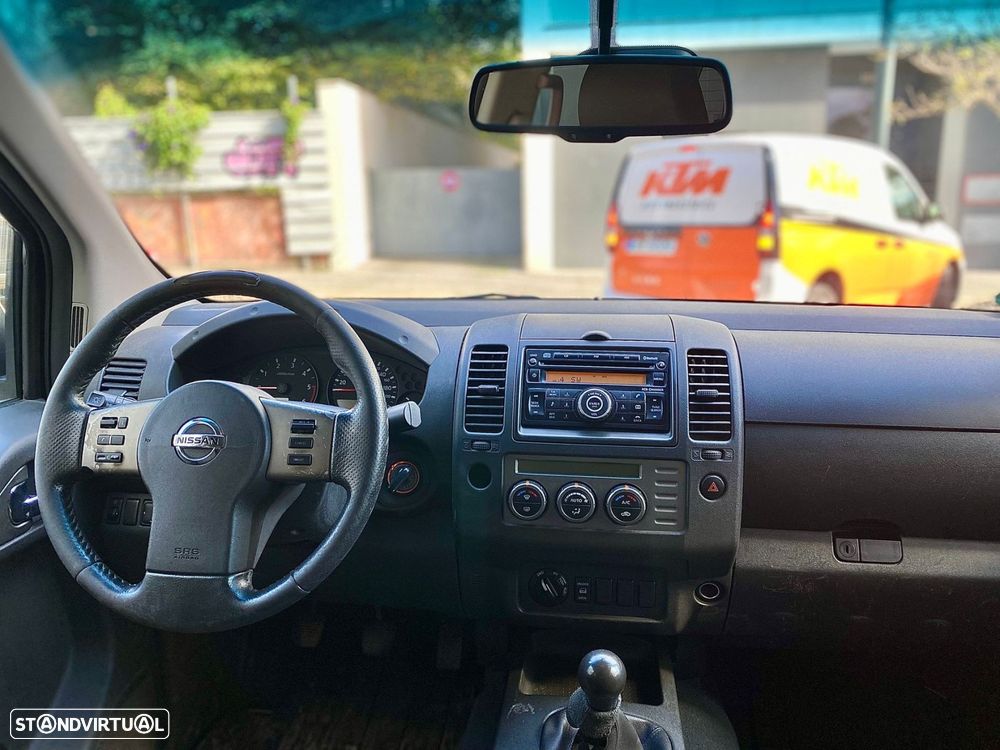 Nissan Navara 2.5 dCi CD LE - 16