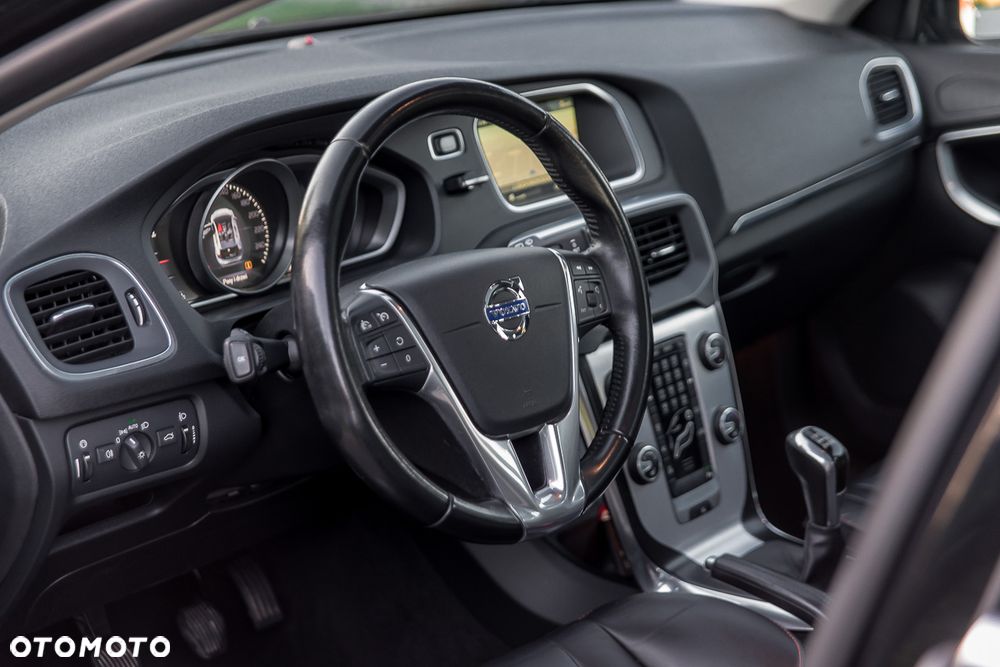 Volvo V40 D2 Ocean Race - 25