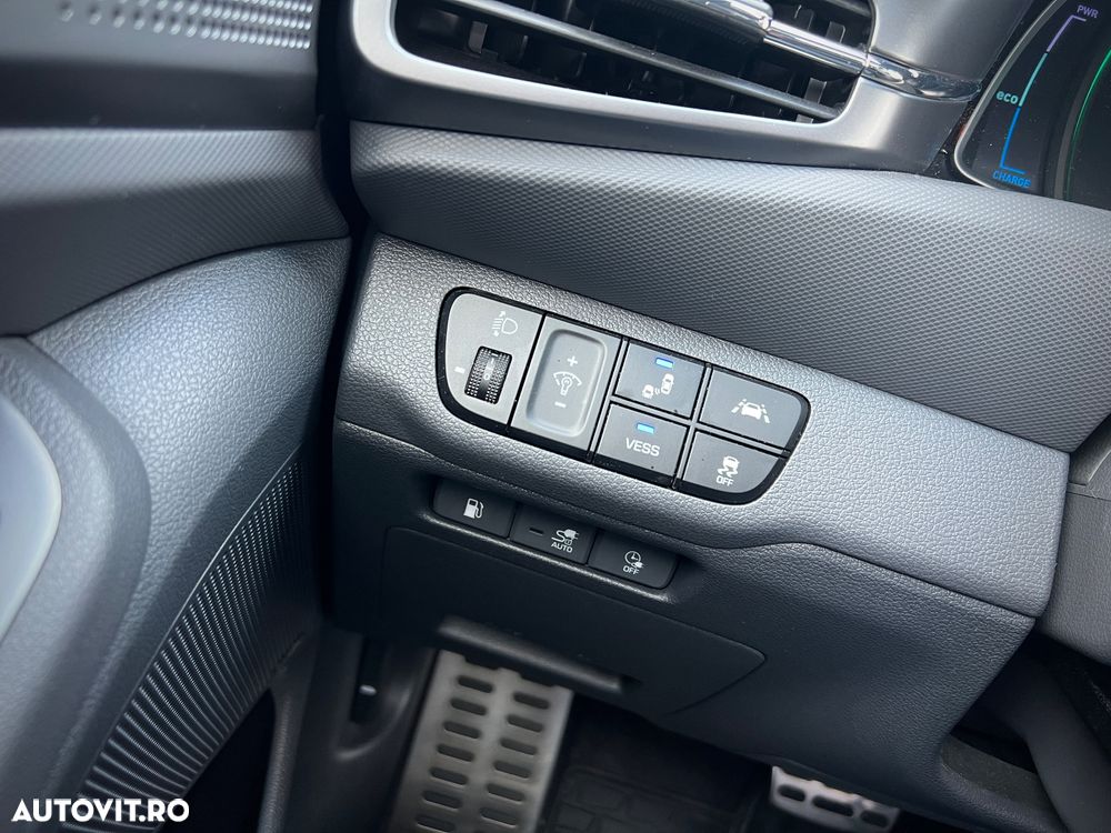 Hyundai IONIQ Plug-in-Hybrid 1.6 GDI Premium - 20