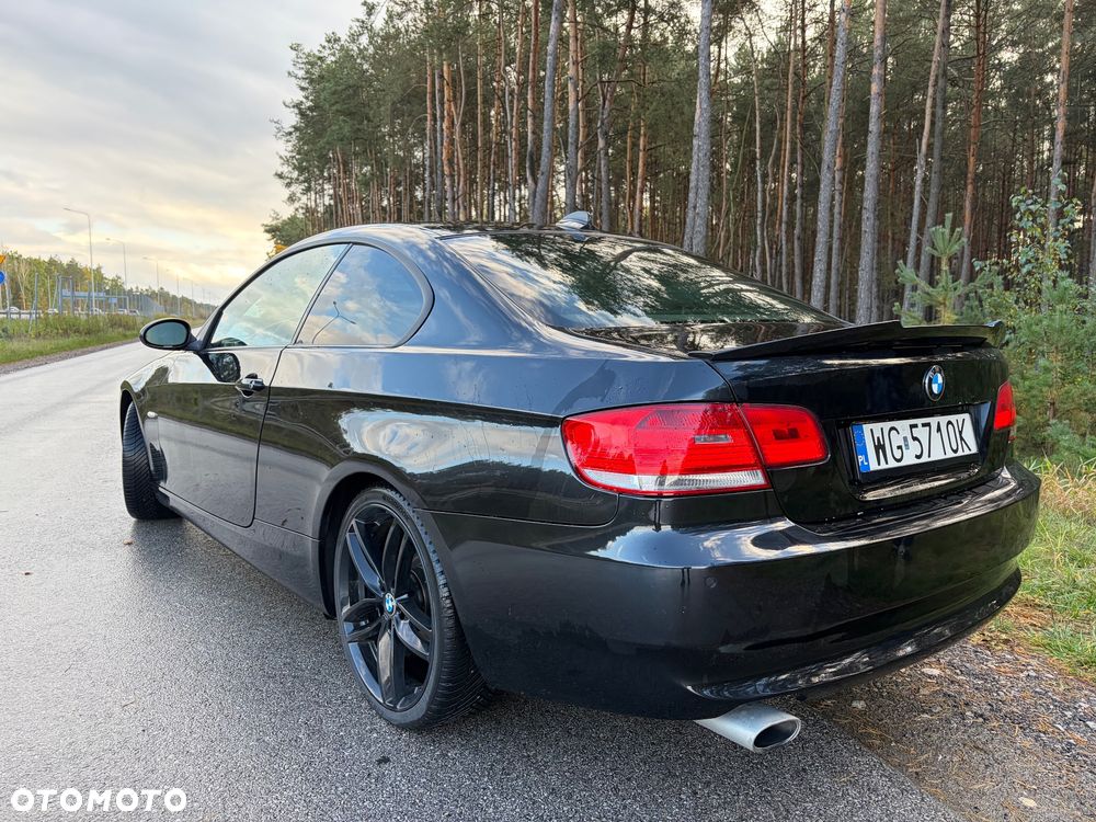 BMW Seria 3 320d - 33