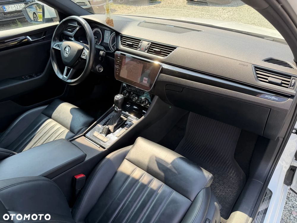 Skoda Superb 2.0 TDI DSG L&K - 37
