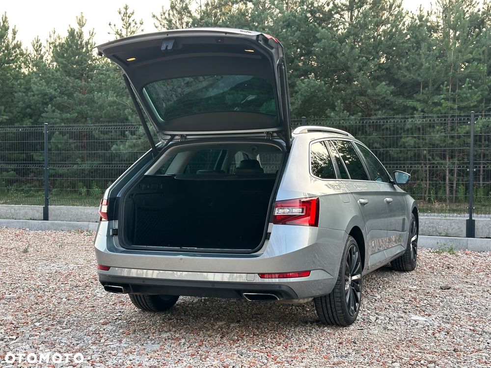 Skoda Superb 2.0 TSI 4x4 DSG Style - 31