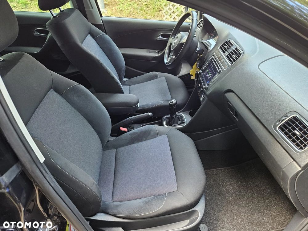 Volkswagen Polo - 29
