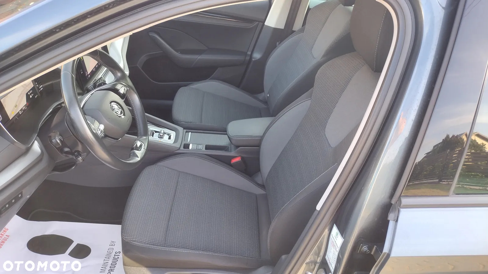 Skoda Octavia Combi 2.0 TDI DSG Exclusive - 16