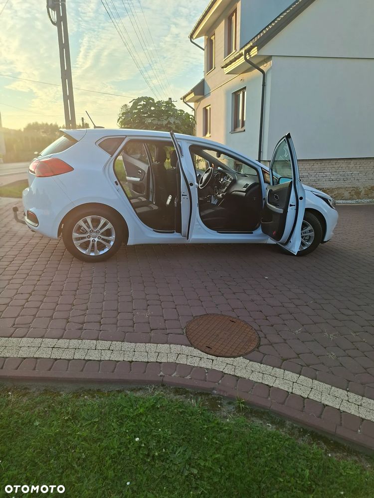 Kia Ceed - 6