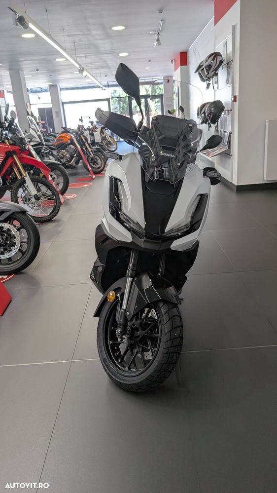 Honda ADV 350 - 2