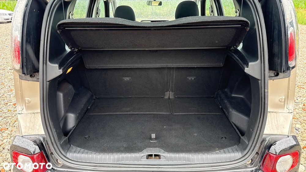 Citroën C3 Picasso VTi 95 Color Selektion - 24