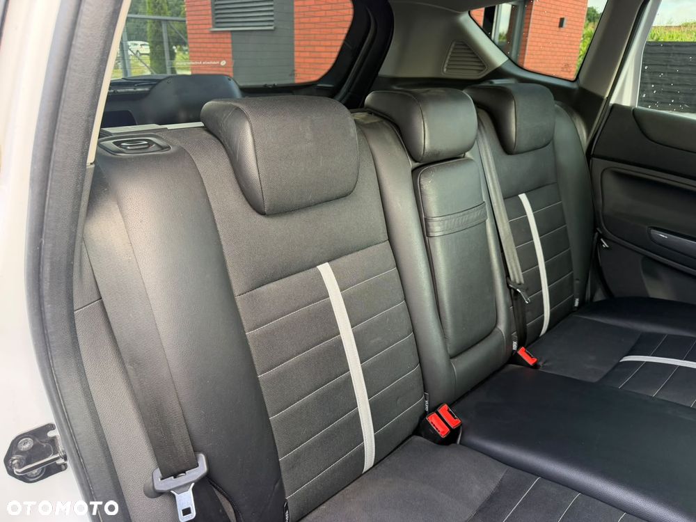 Ford Kuga 2.0 TDCi Trend - 14