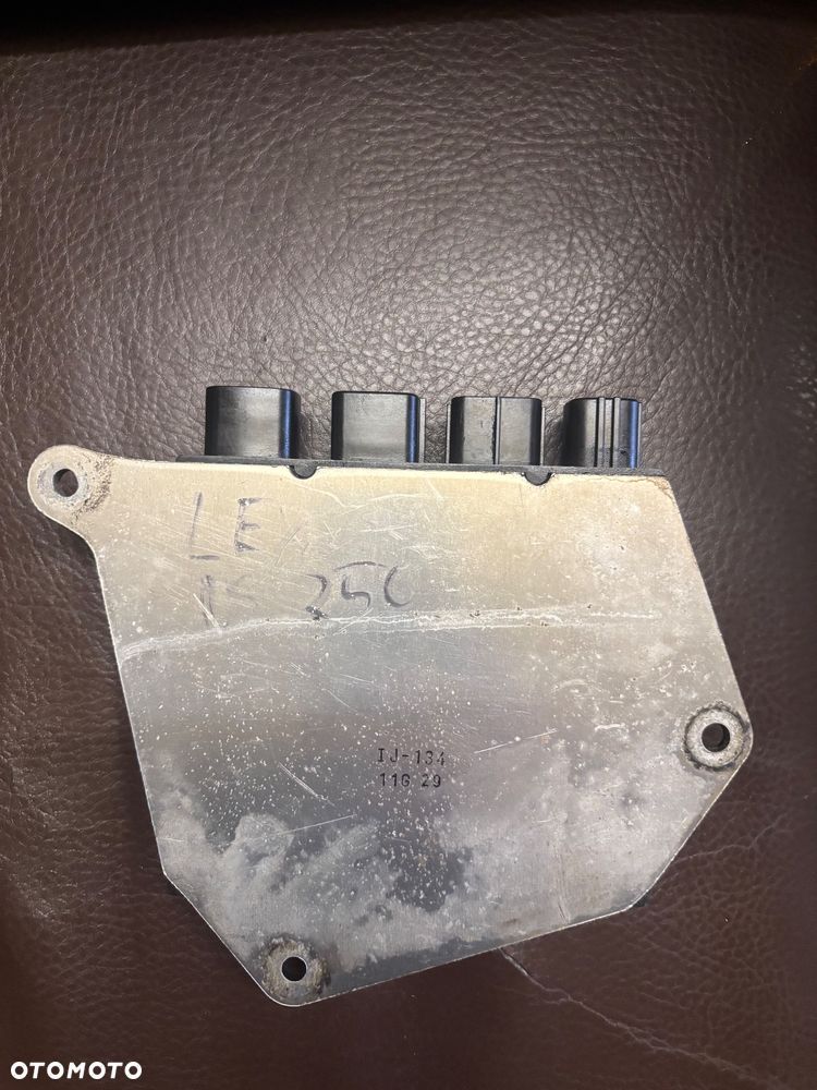 LEXUS IS MODUŁ STEROWNIK WTRYSKOW 89871-30030 - 3