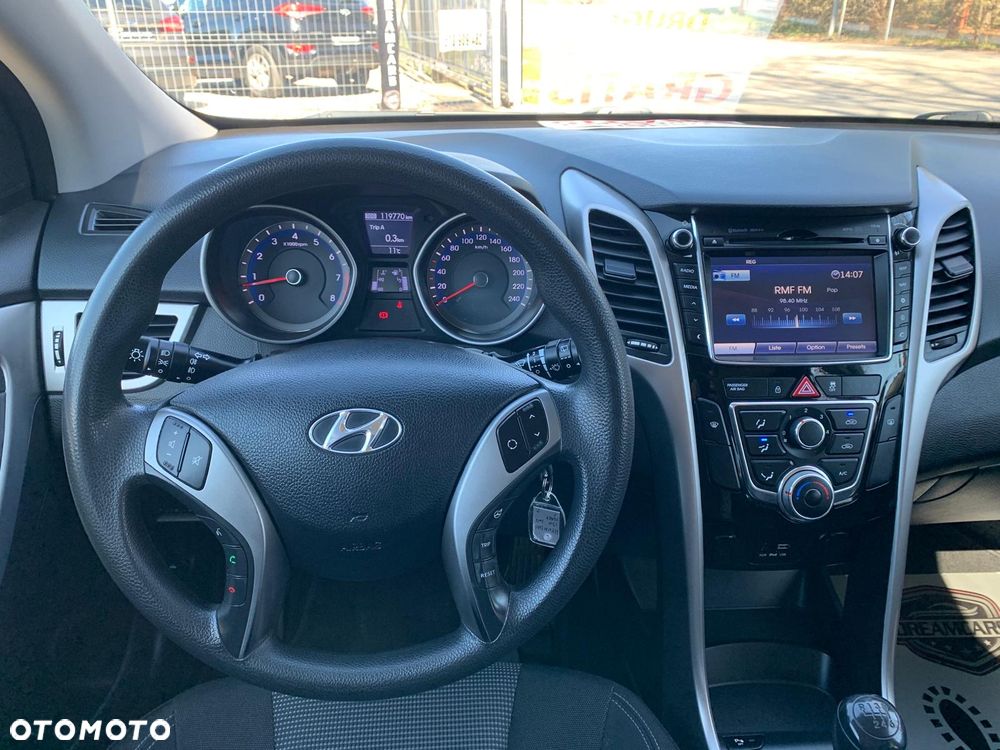 Hyundai i30 - 17
