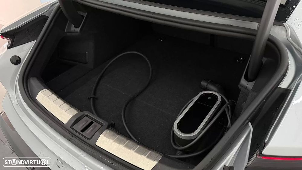 Porsche Taycan 4S - 26