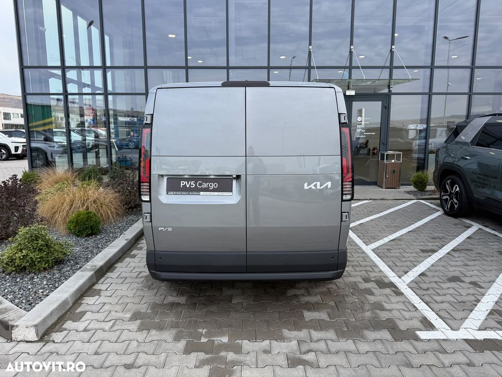 Kia PV5 Passenger - 4