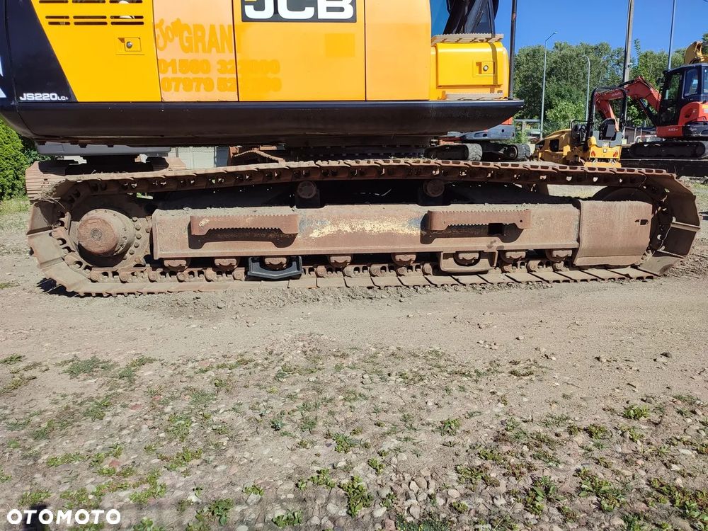 JCB JS 220 LC - 11
