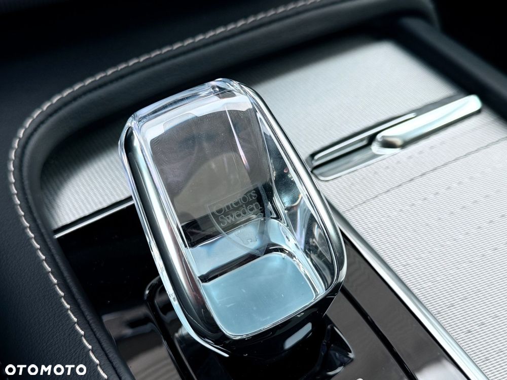 Volvo XC 90 - 30