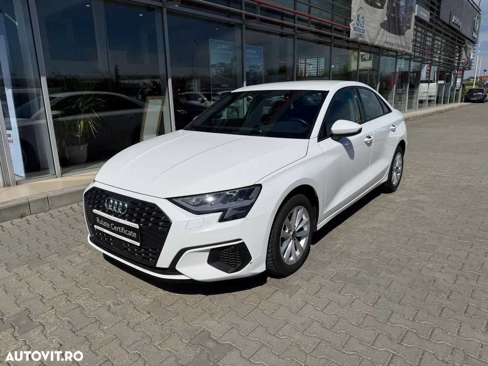 Audi A3 2.0 30 TDI Advanced - 3