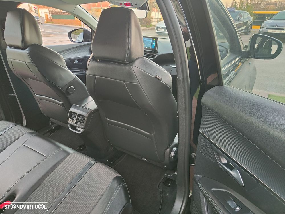 Peugeot 3008 1.6 Hybrid Allure e-EAT8 - 35