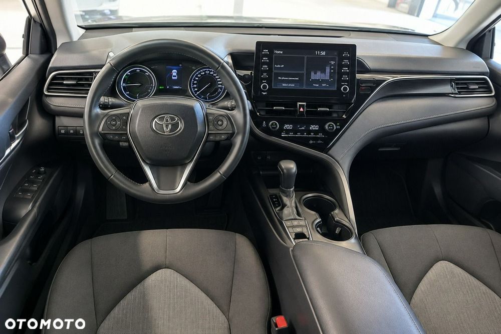Toyota Camry - 14