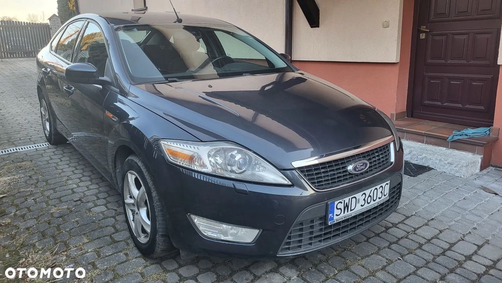 Ford Mondeo 2.0 Titanium - 2