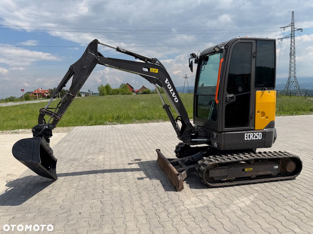 Volvo ECR25D - 4