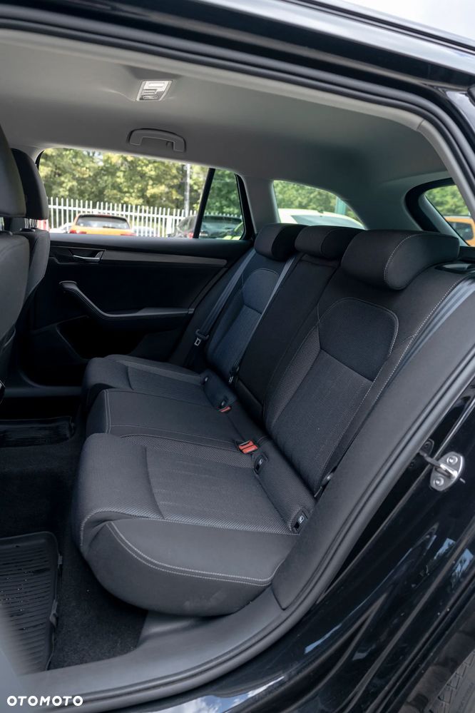 Skoda Superb 2.0 TSI Style DSG - 11