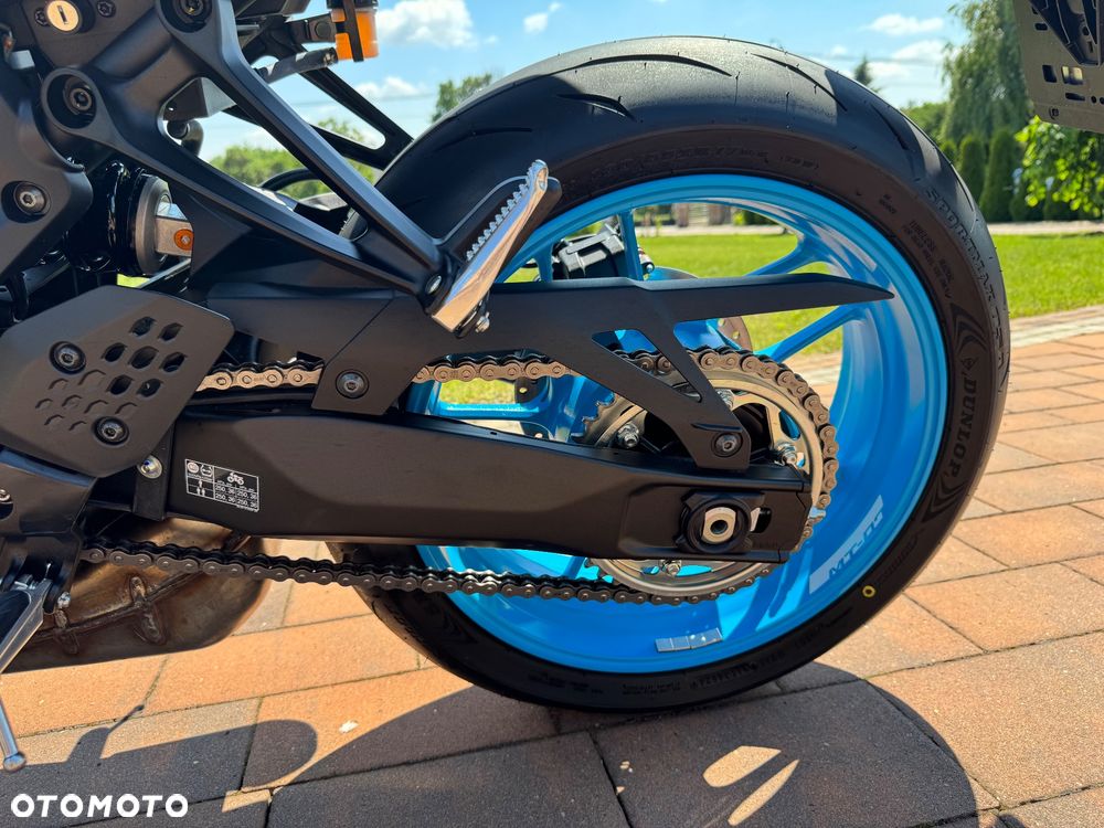 Yamaha MT - 8