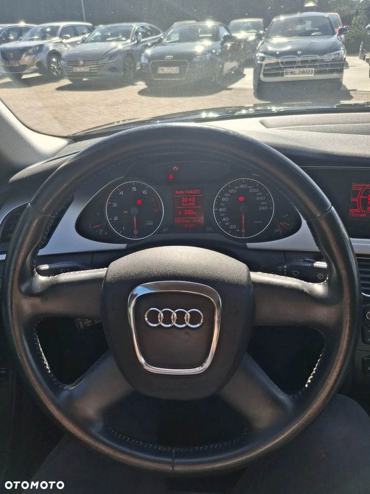 Audi A4 ver-1-8-tfsi - 23
