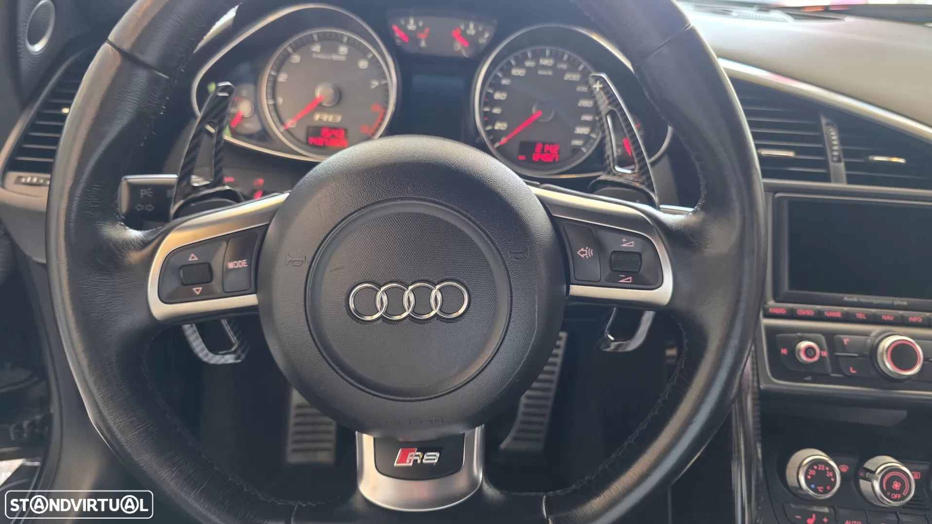 Audi R8 Coupé 4.2 FSI quattro R tronic - 41
