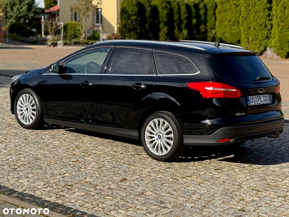 Ford Focus 2.0 EcoBlue Titanium Business - 32