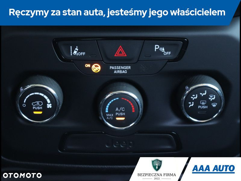 Jeep Renegade - 16