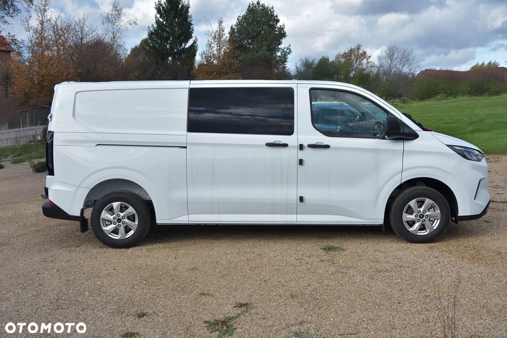 Ford Transit Custom Trend Furgon Brygadówka L2H1 136KM - 3