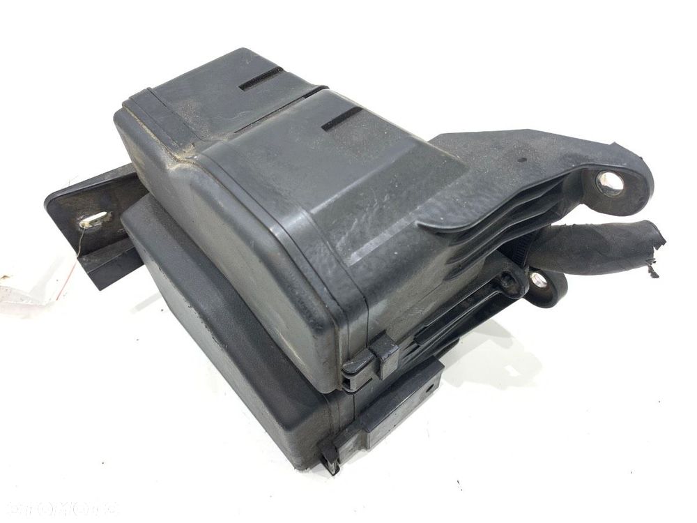 SKRZYNKA BEZPIECZNIKÓW - 212.00 PLN - MAZDA CX-9 (TB) 2006 - 2022 3.7 204 kW [277 KM] benzyna 2007 - 3