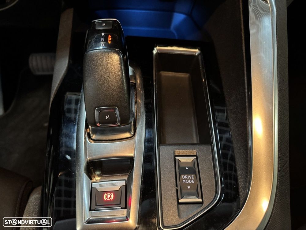 Peugeot 5008 1.5 BlueHDi Active Pack EAT8 - 17