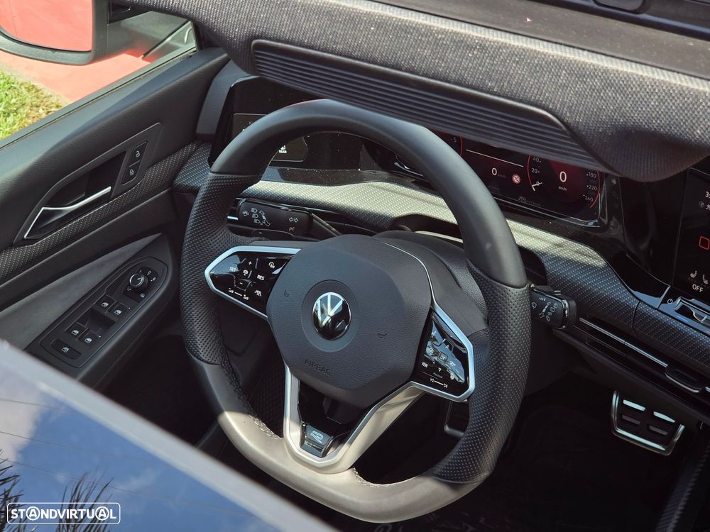 VW Golf 2.0 TDI R-Line DSG - 7
