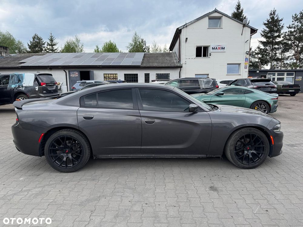 Dodge Charger - 2