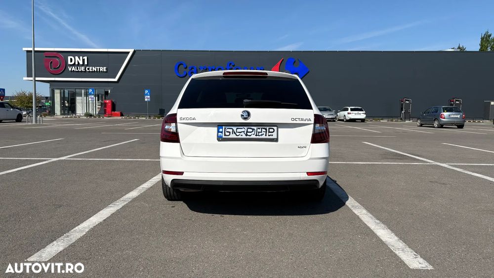 Skoda Octavia 2.0 TDI 4X4 DSG Style - 4