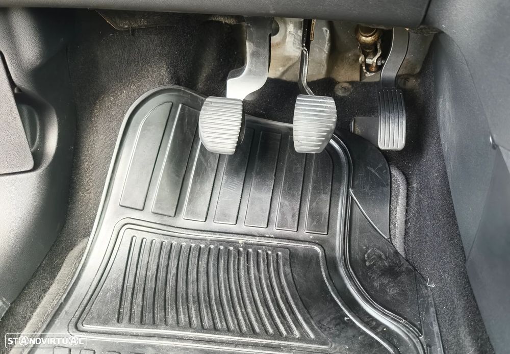 Citroën C3 1.2 PureTech Attraction - 17