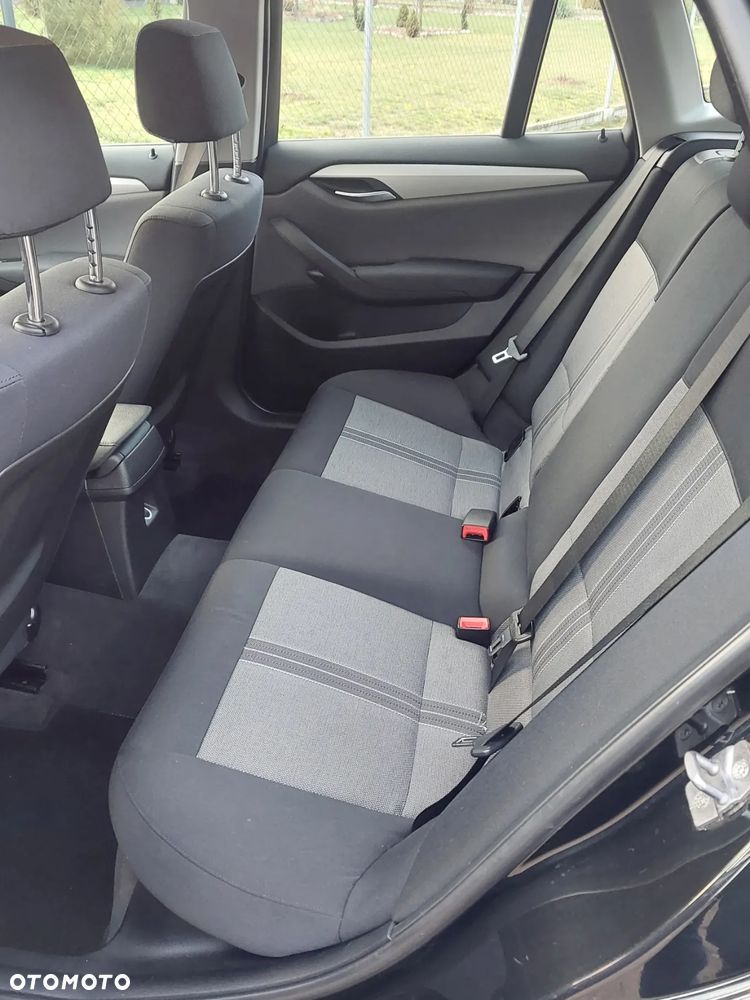 BMW X1 sDrive18i - 17