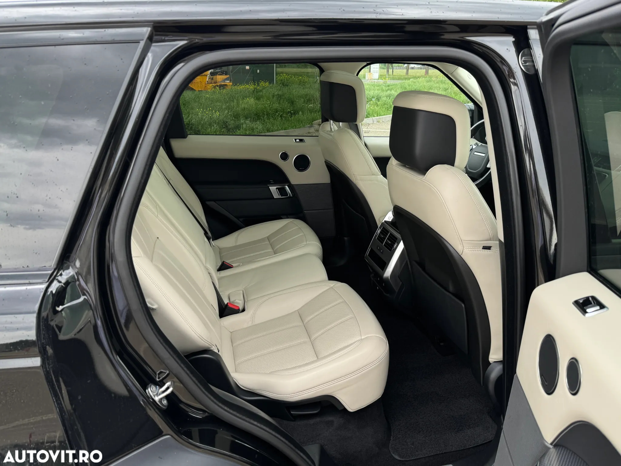 Land Rover Range Rover Sport 3.0 L HSE Dynamic - 13