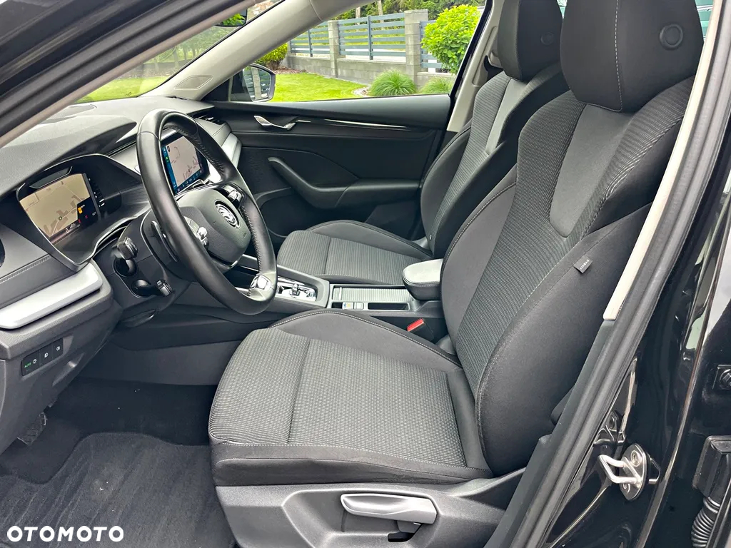 Skoda Octavia Combi 1.4 TSI iV DSG Style - 23